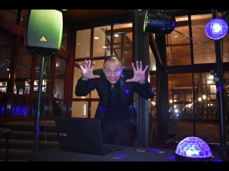 Dancefloor blue wedding dj sunshine coast reception